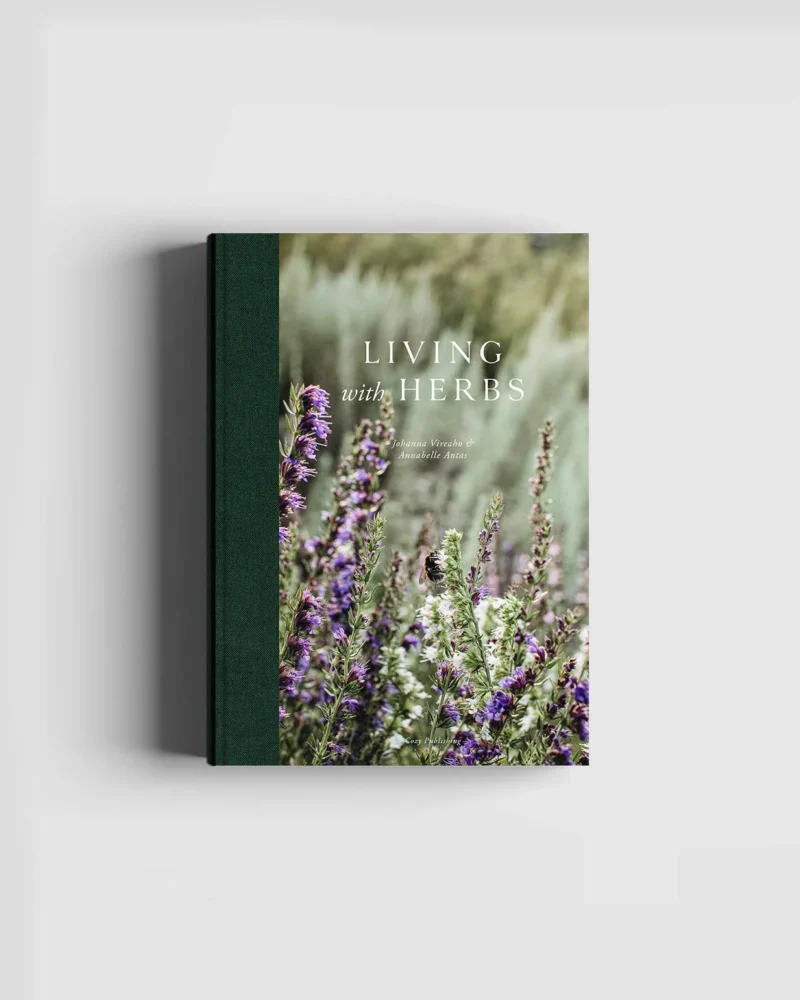 Living with Herbs - bog (engelsk)